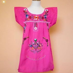 NEW Mexican embroidery dress